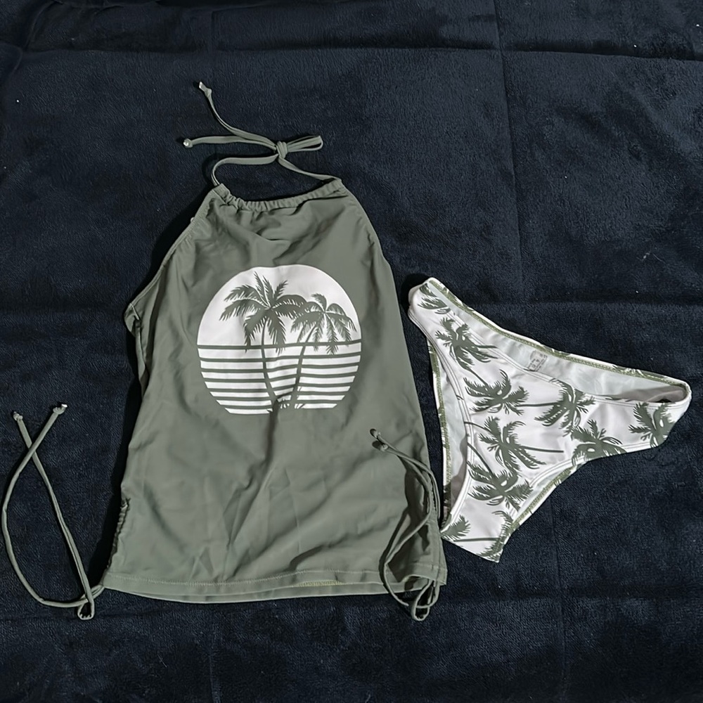 NWT SHEIN 2 Piece Beach Bathing Suit Bikini - Green & White